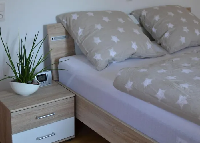 Ferienwohnung Wanderglueck 公寓